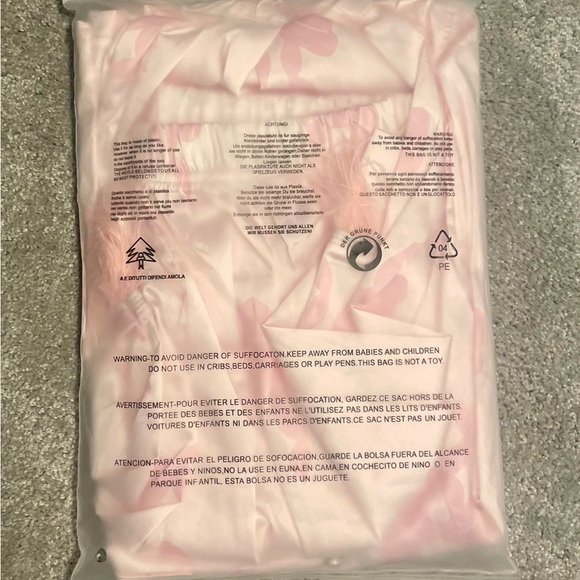 Women Pink Bow Pajama Set - Picture 5 of 6